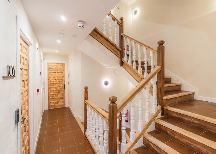 Bestprice Santillana Hotel 2*