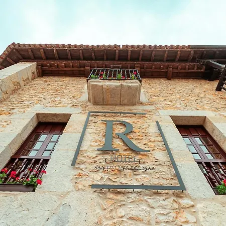 Hotel R Santillana 2*