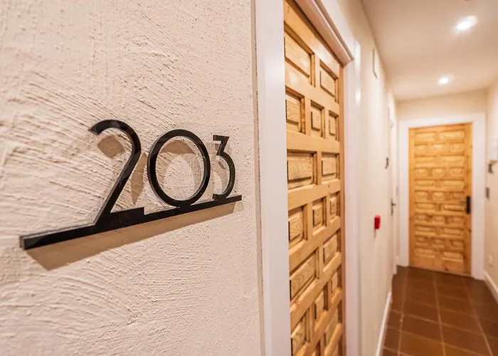 Bestprice Santillana Hotel